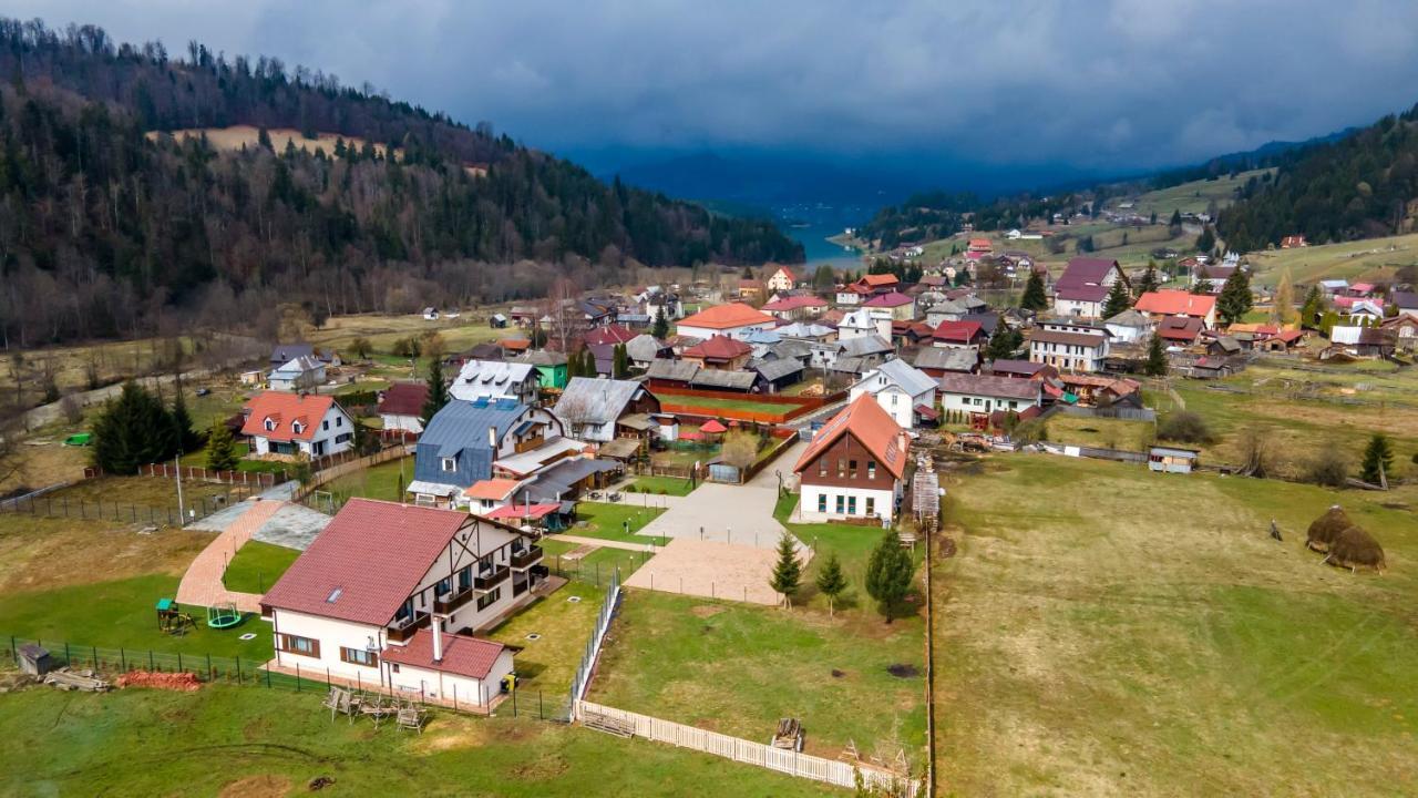 Montana Resort Colibiţa Exteriér fotografie